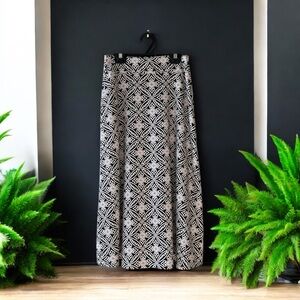 FREE WITH PURCHASE Double Take Vintage Black & White Geometric Print Maxi Skirt